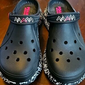 Foamies by Skechers Kids' Black and Pink Clogs